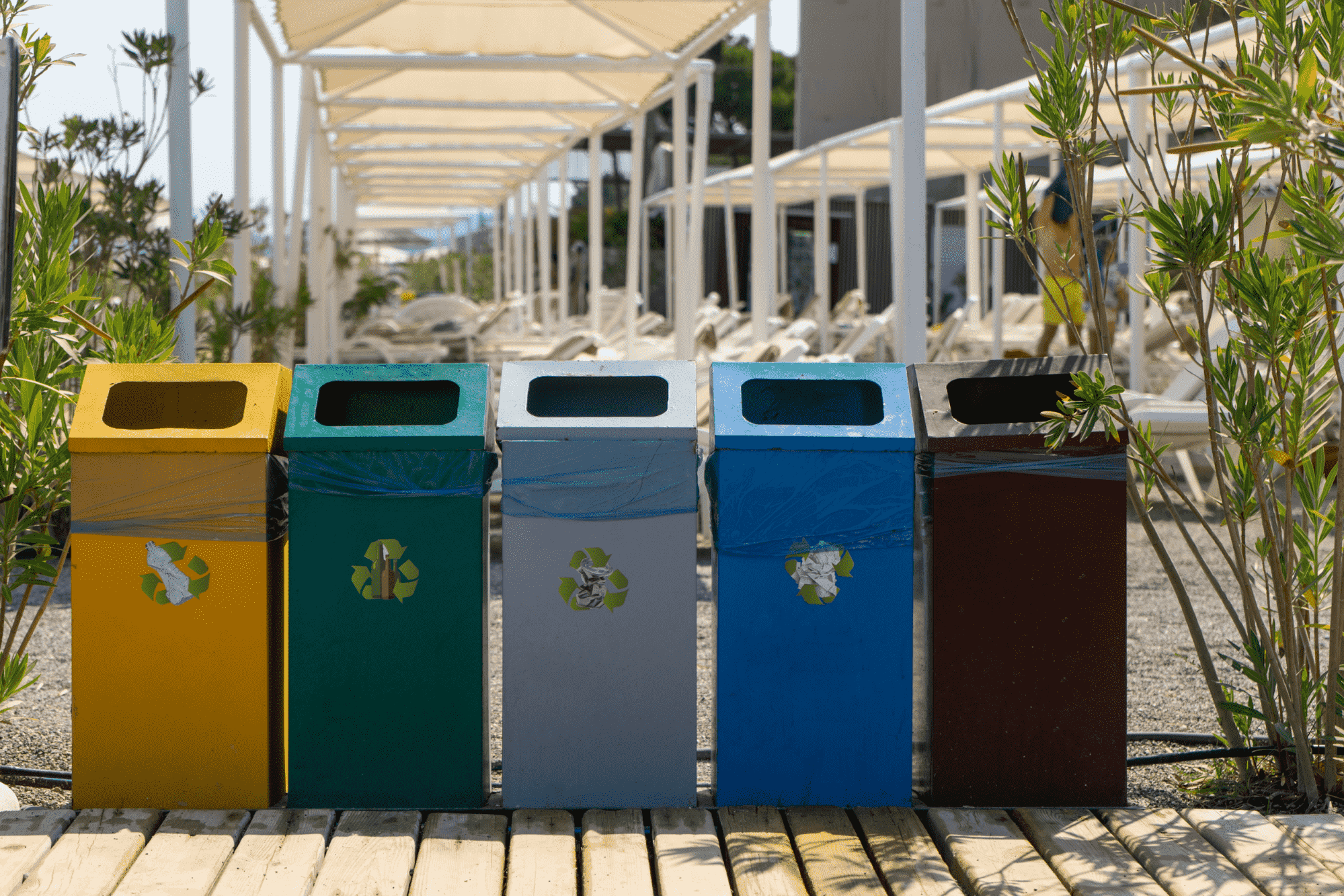 można wyrzucić spaloną żarówkę jedynie do specjalnego pojemnika