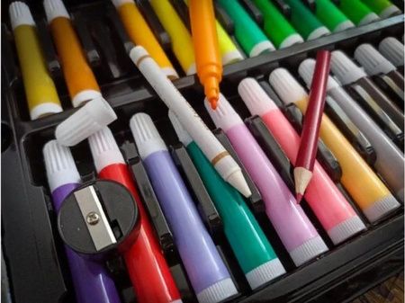 Zestaw Artystyczny do Malowania Walizka 168 elementów dla dzieci